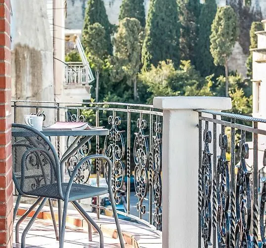 Danezis Stars Boutique (adults Only)