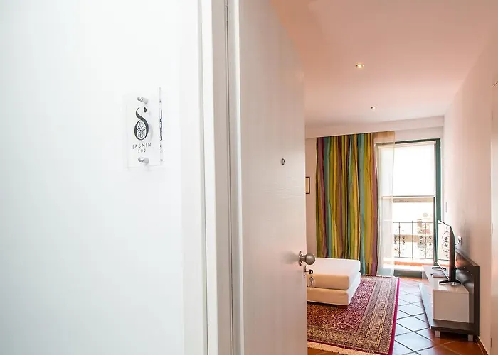 Danezis Stars Boutique (adults Only) Apartman 4*